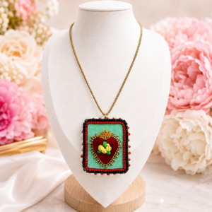 COLLAR RED CORAZON FLOR